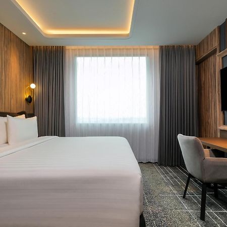 Mercure Tangerang Centre Esterno foto